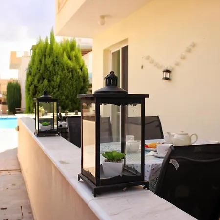 Apartman Cozy Poolside Paphos