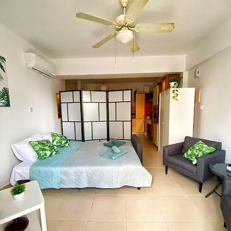Apartman Cozy Poolside *