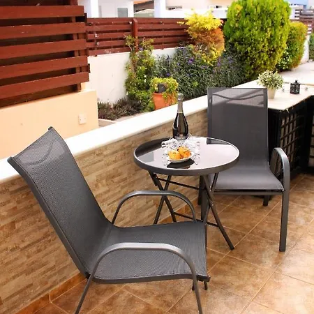 Apartman Cozy Poolside *
