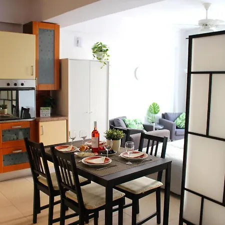 Apartman Cozy Poolside