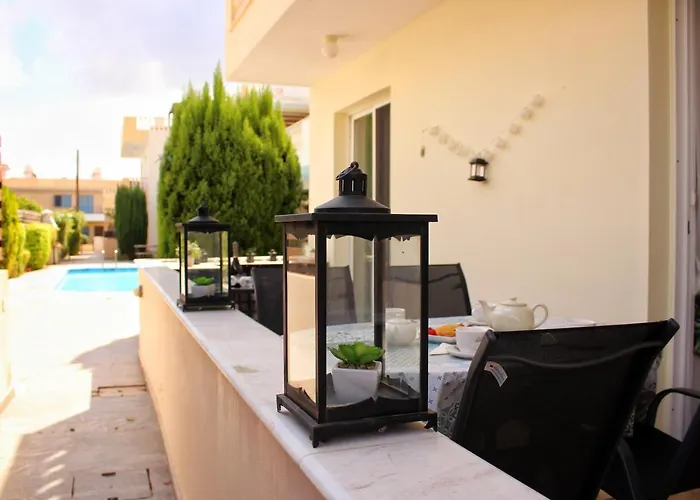 Apartman Cozy Poolside Paphos