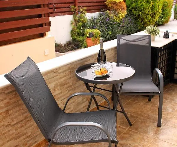 Apartman Cozy Poolside *